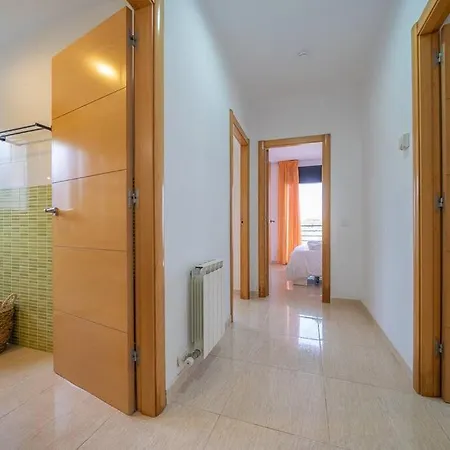 Aurore, 12 Persons, Large Salt-water Pool, Air Conditioning Willa Lloret de Mar