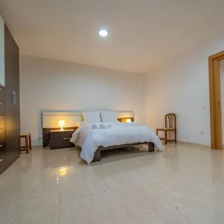 Aurore, 12 Persons, Large Salt-water Pool, Air Conditioning *