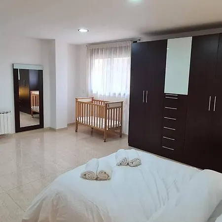 Aurore, 12 Persons, Large Salt-water Pool, Air Conditioning * Lloret de Mar