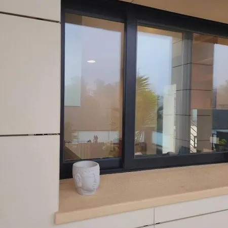 Вилла Aurore, 12 Persons, Large Salt-water Pool, Air Conditioning Льорет-де-Мар
