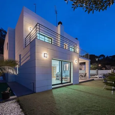 Вилла Aurore, 12 Persons, Large Salt-water Pool, Air Conditioning *