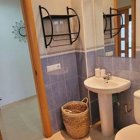 Aurore, 12 Persons, Large Salt-water Pool, Air Conditioning Lloret de Mar