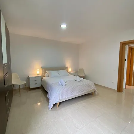 Villa Aurore, 12 Persons, Large Salt-water Pool, Air Conditioning
