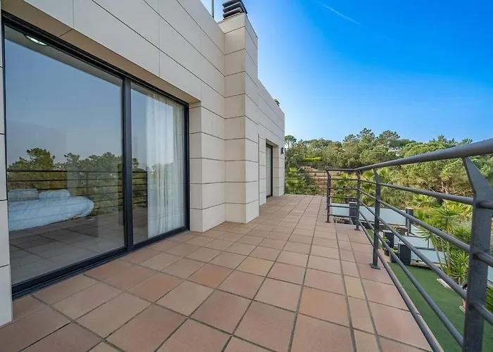 Aurore, 12 Persons, Large Salt-water Pool, Air Conditioning * Lloret de Mar