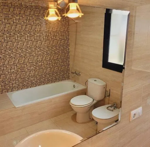 Aurore, 12 Persons, Large Salt-water Pool, Air Conditioning * Lloret de Mar