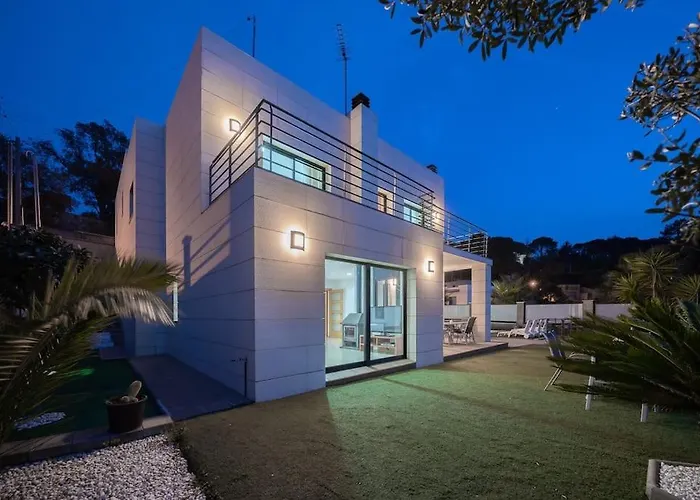 Villa Aurore, 12 Persons, Large Salt-water Pool, Air Conditioning *