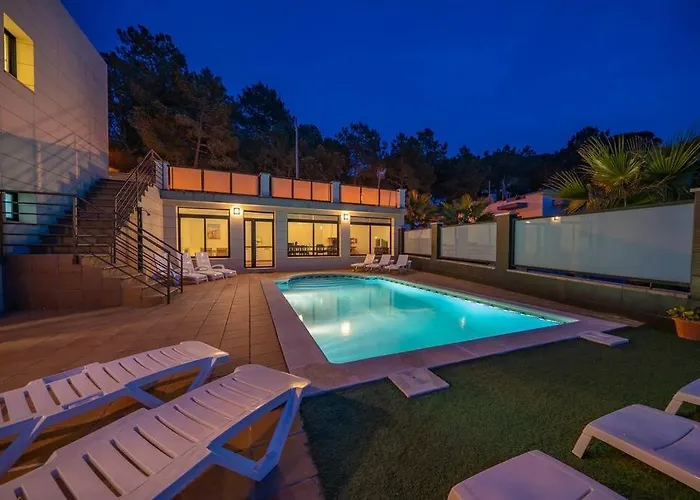 Aurore, 12 Persons, Large Salt-water Pool, Air Conditioning