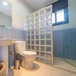 فيلة Aurore, 12 Persons, Large Salt-water Pool, Air Conditioning يوريت دي مار