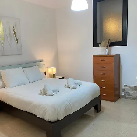 فيلة Aurore, 12 Persons, Large Salt-water Pool, Air Conditioning *